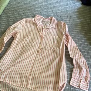 Gap peach stripe popover.